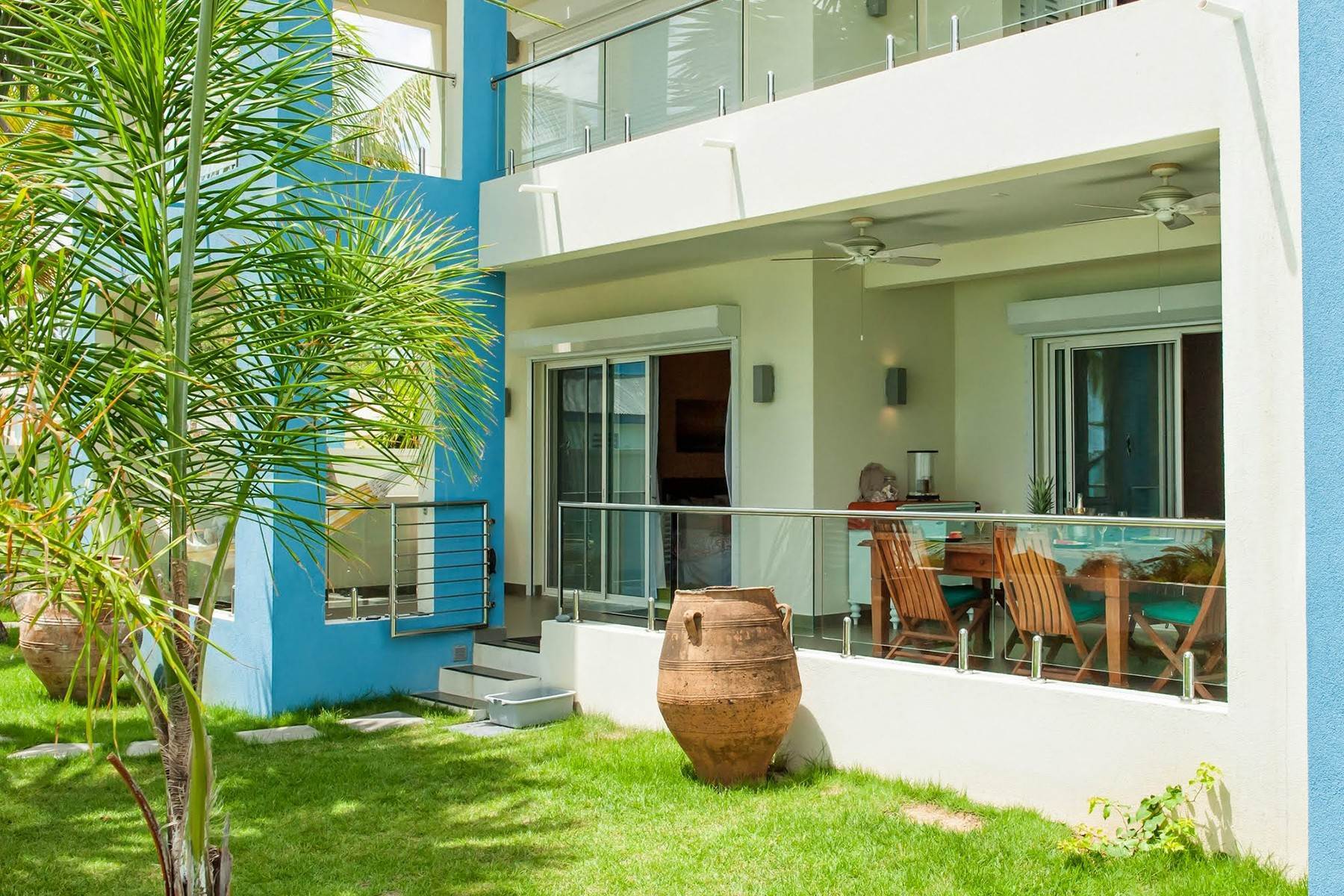 7. Condominiums for Sale at Papillon Beach Condo Simpson Bay, St. Maarten