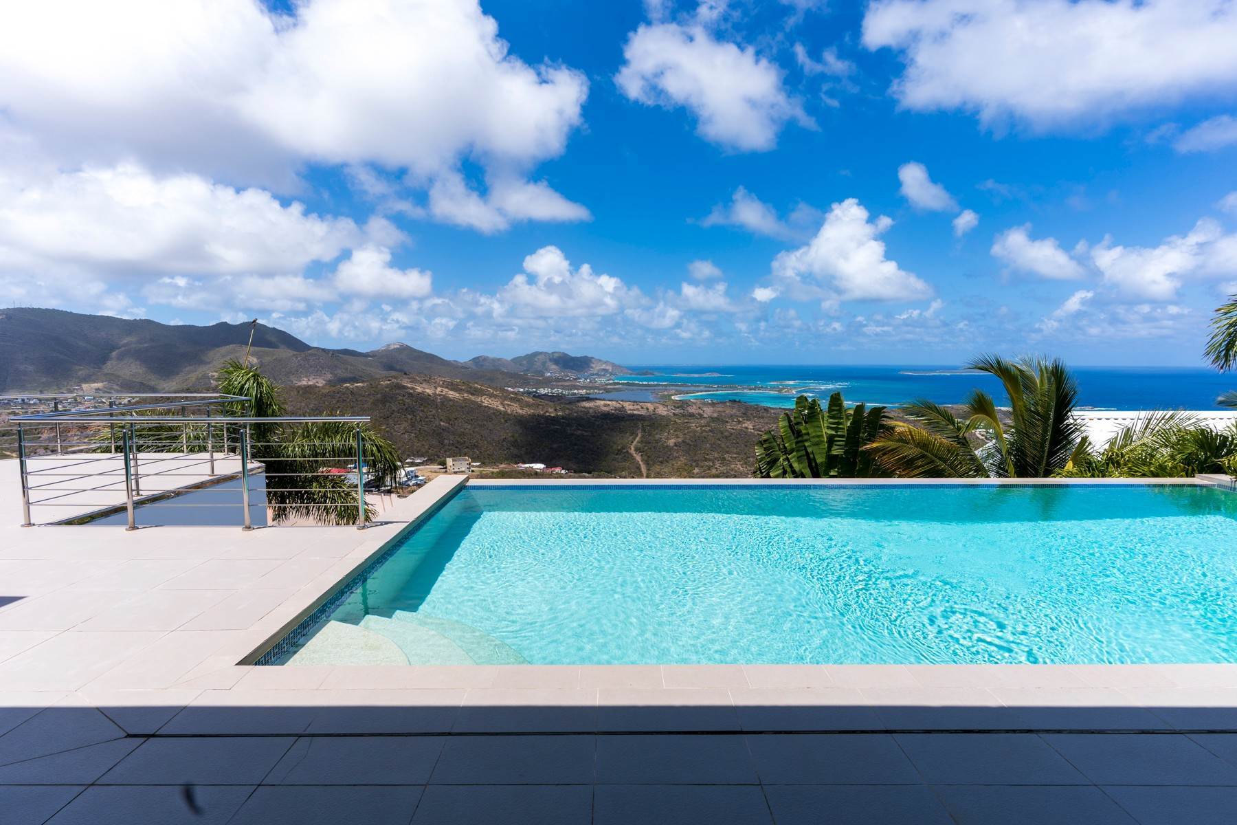 22. Single Family Homes for Sale at Villa Farniente Oyster Pond, St. Maarten