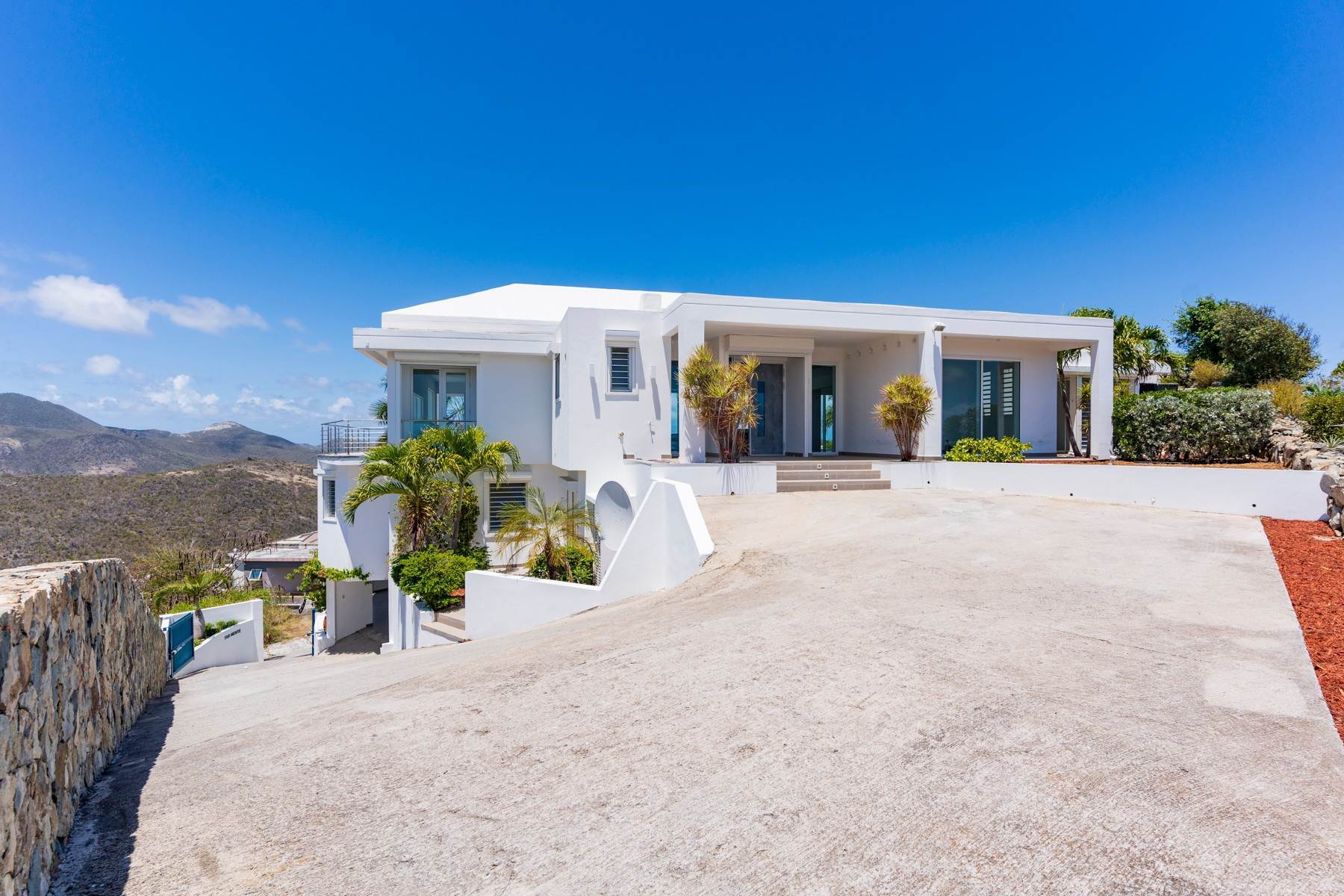 4. Single Family Homes for Sale at Villa Farniente Oyster Pond, St. Maarten