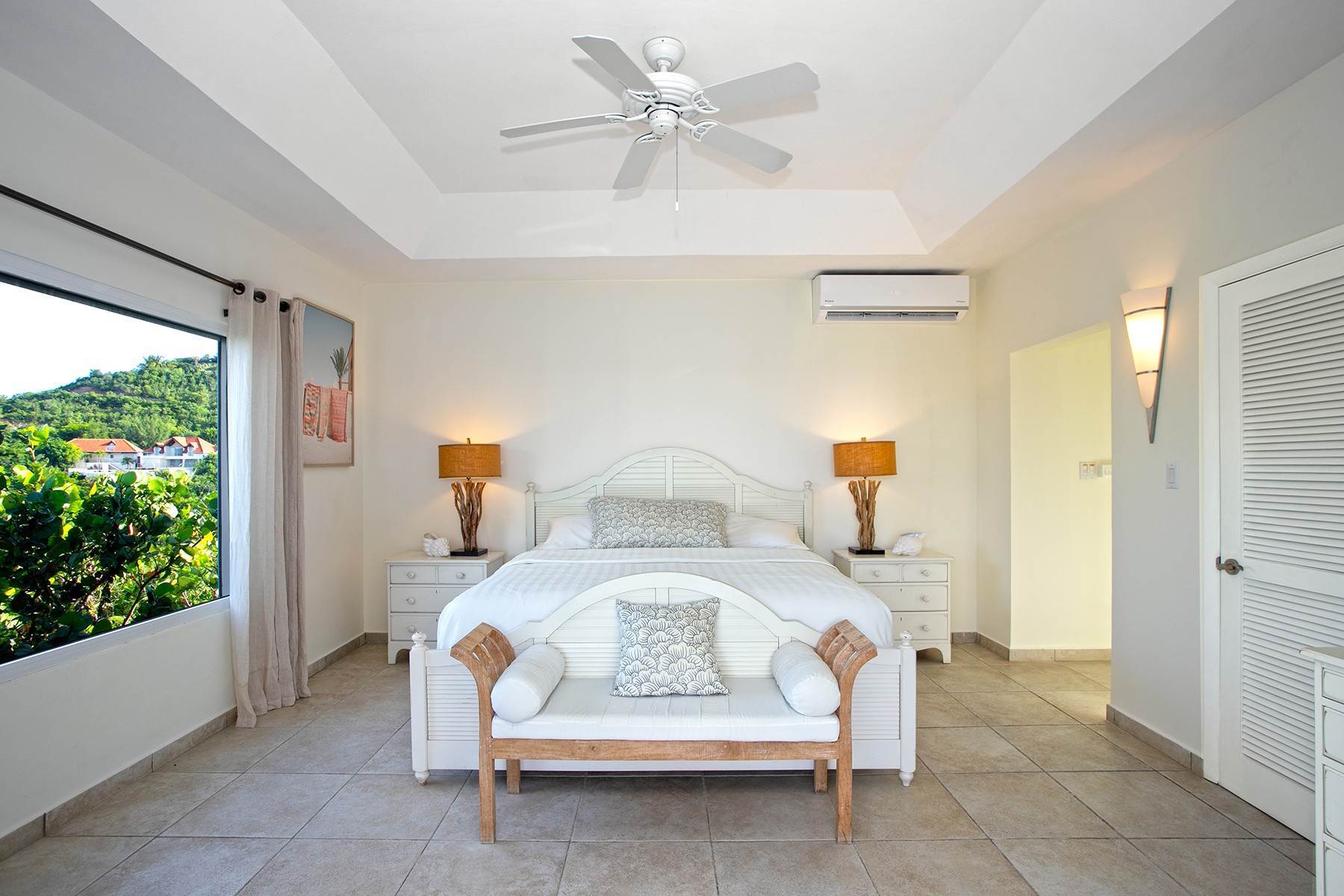 25. Single Family Homes for Sale at Nid d'Amour Terres Basses, 97150, St. Martin