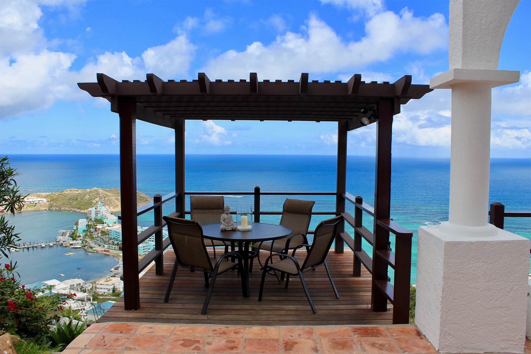 8. Single Family Homes for Sale at Villa Leones Oyster Pond, St. Maarten