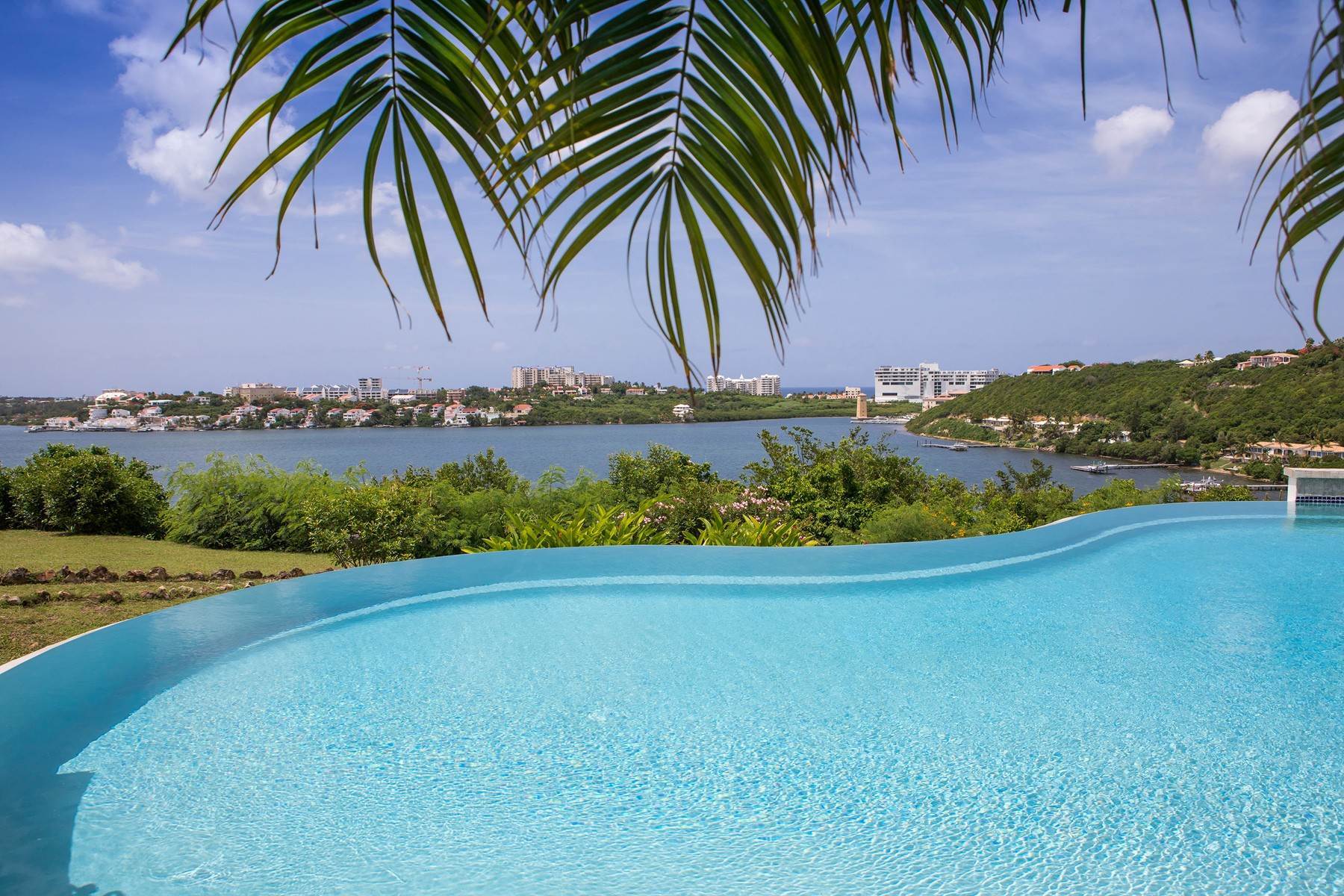 42. Single Family Homes for Sale at Terre Azure Terres Basses, 97150, St. Martin