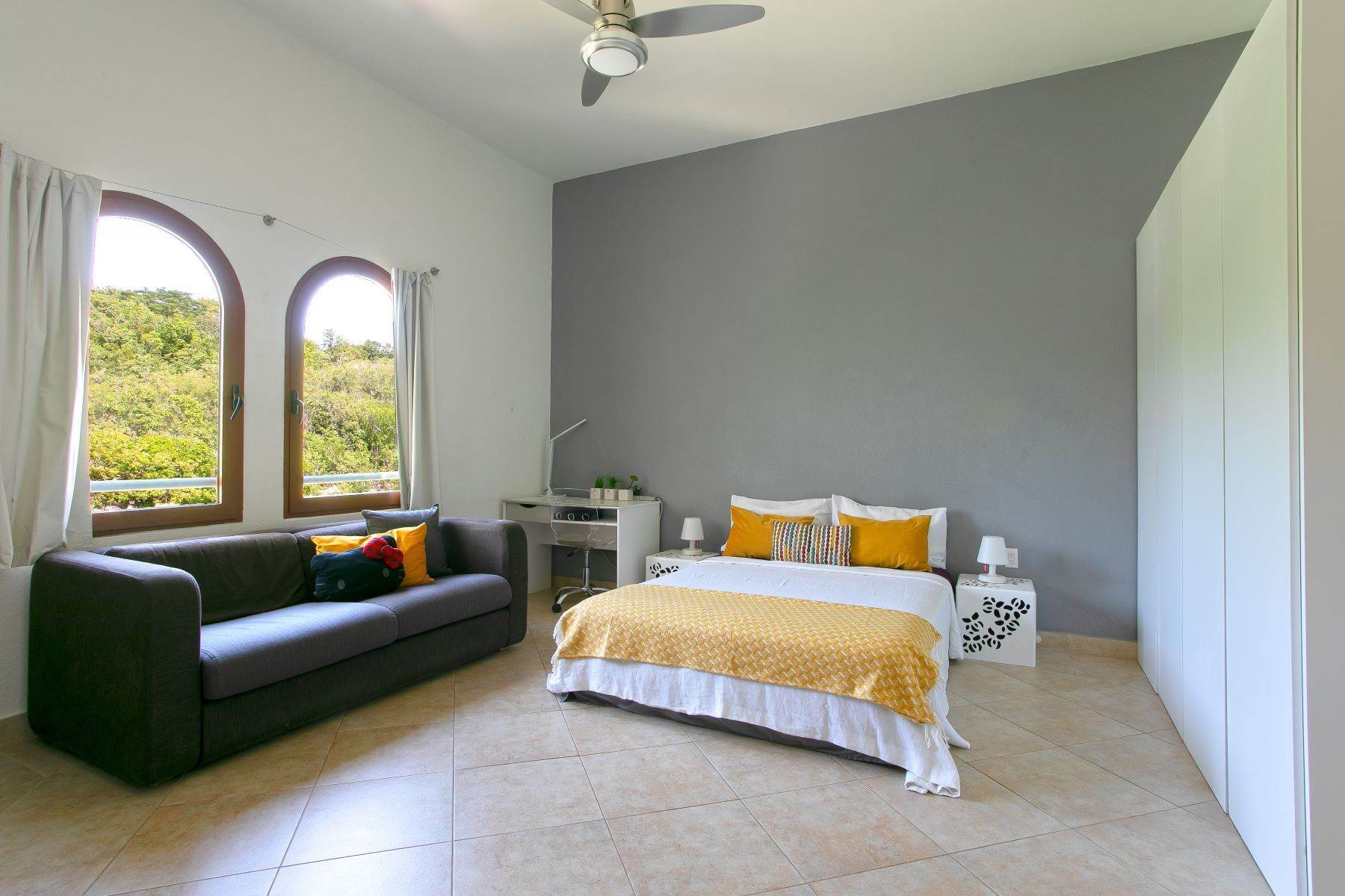 26. Condominiums por un Venta en 3 Bedroom Penthouse Porto Cupecoy Porto Cupecoy, Cupecoy, St. Maarten