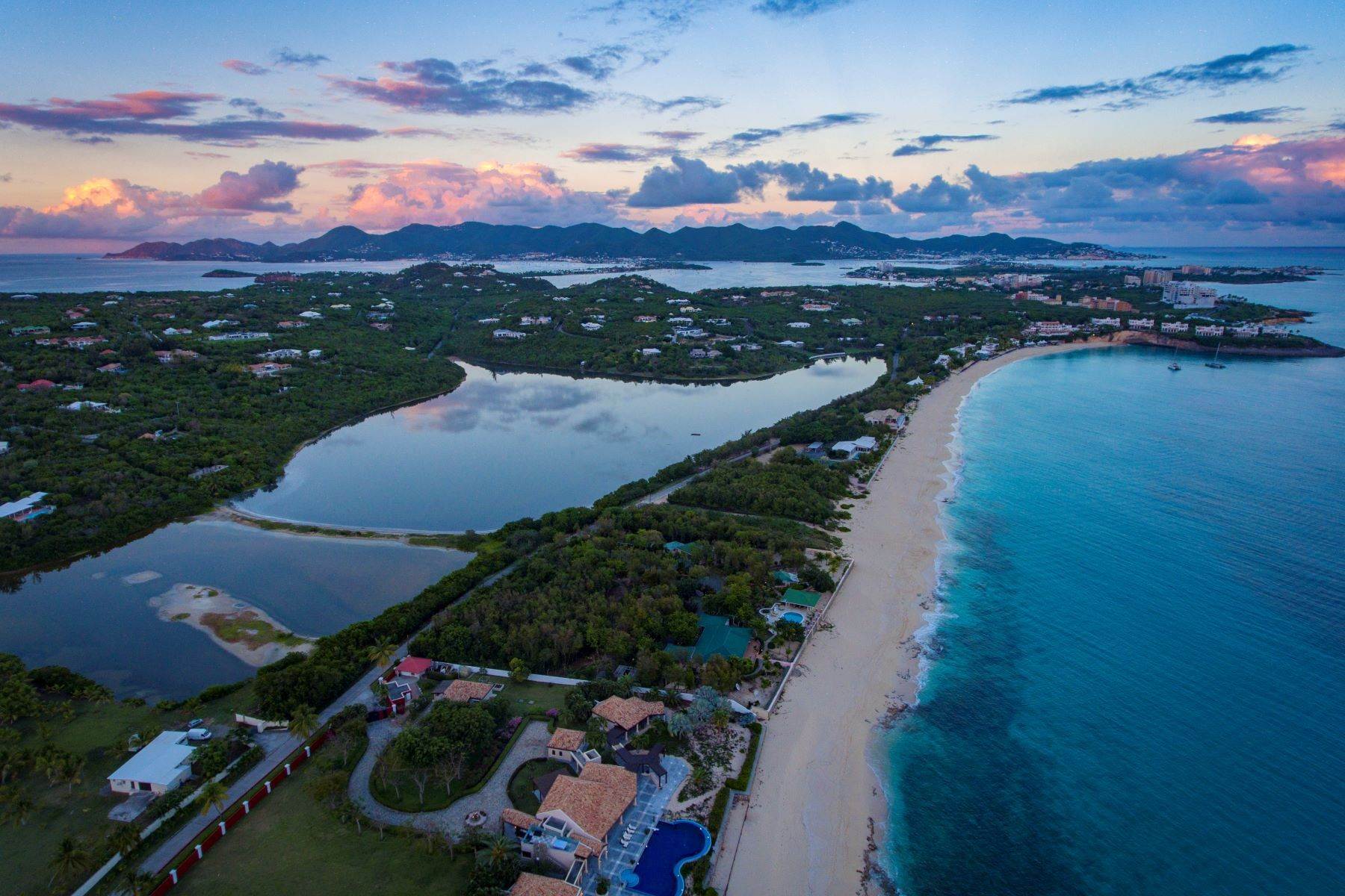 7. Single Family Homes for Sale at Owls Nest: sold Baie Longue, Terres Basses, St. Martin
